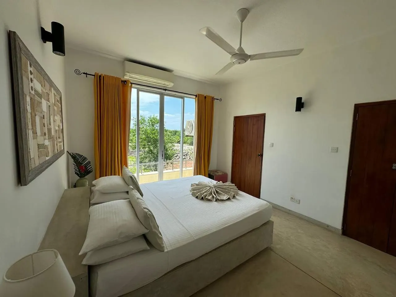 Villa Mirisgala - Luxury Villa By Negombo Lagoon