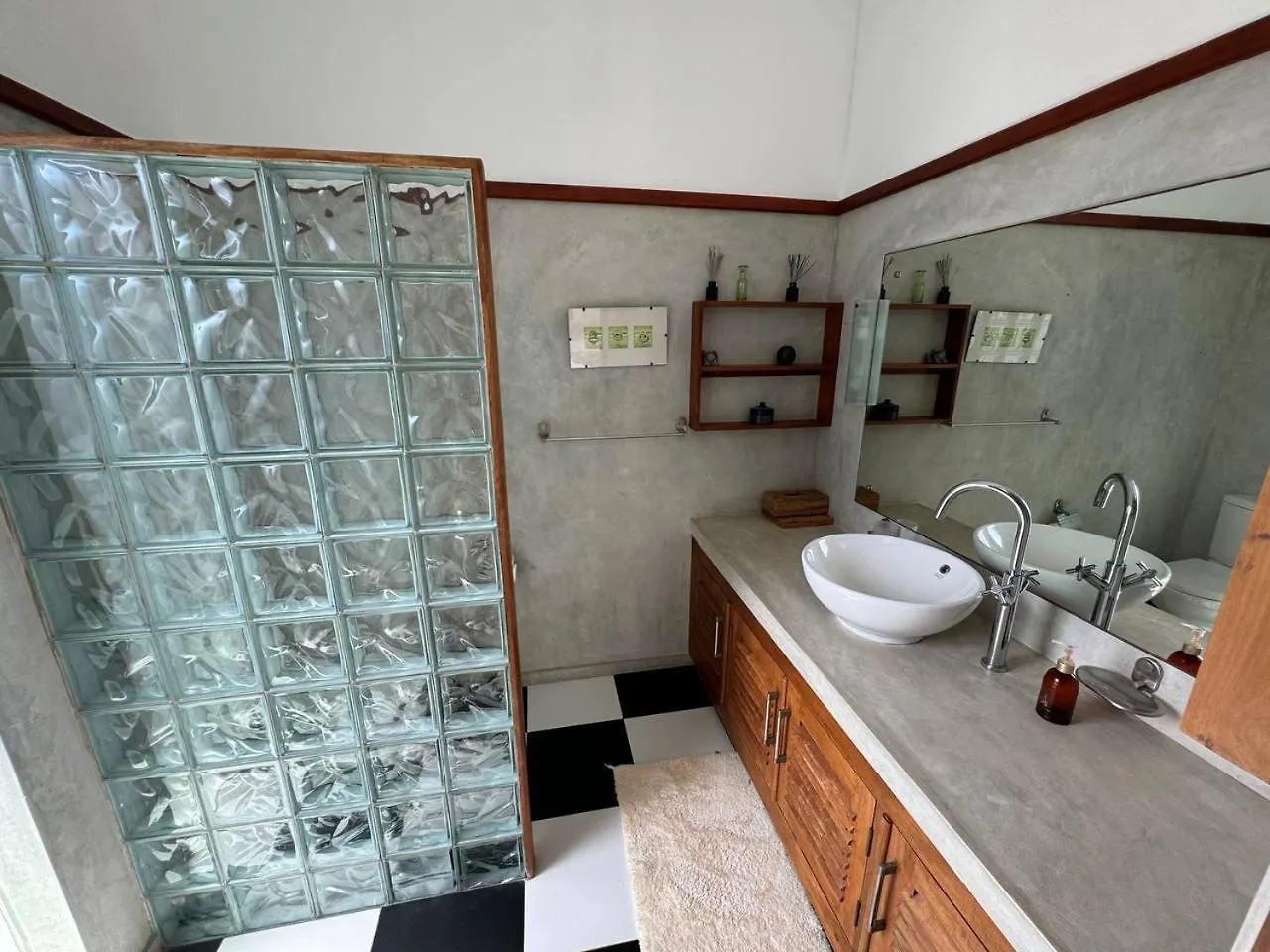 Villa Mirisgala - Luxury Villa By Negombo Lagoon